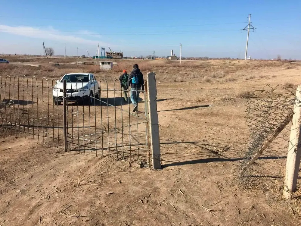Entrada a las ruinas de Otrar