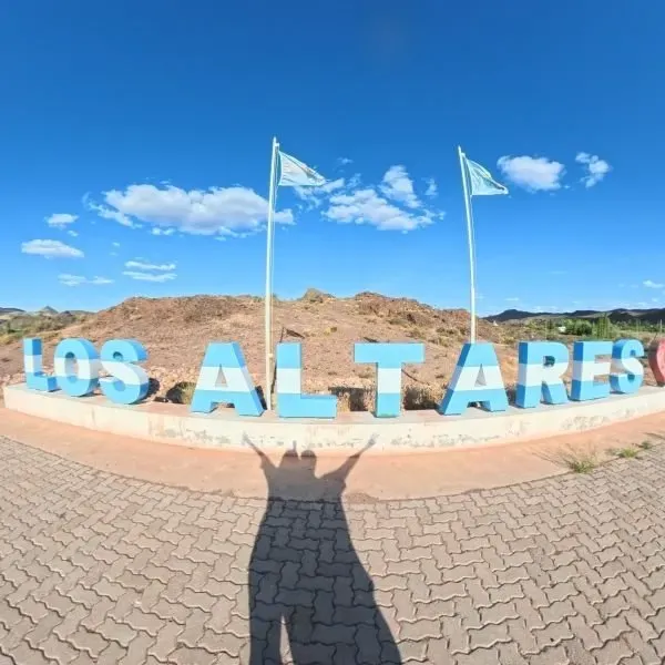 Camper en Los Altares, en la Ruta 25 de Chubut