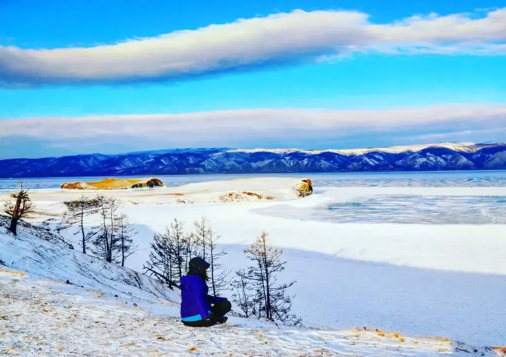 Paisaje isla Oljón, lago Baikal