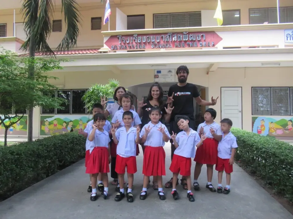 Visita al Orfanato de Patalla en Tailandia