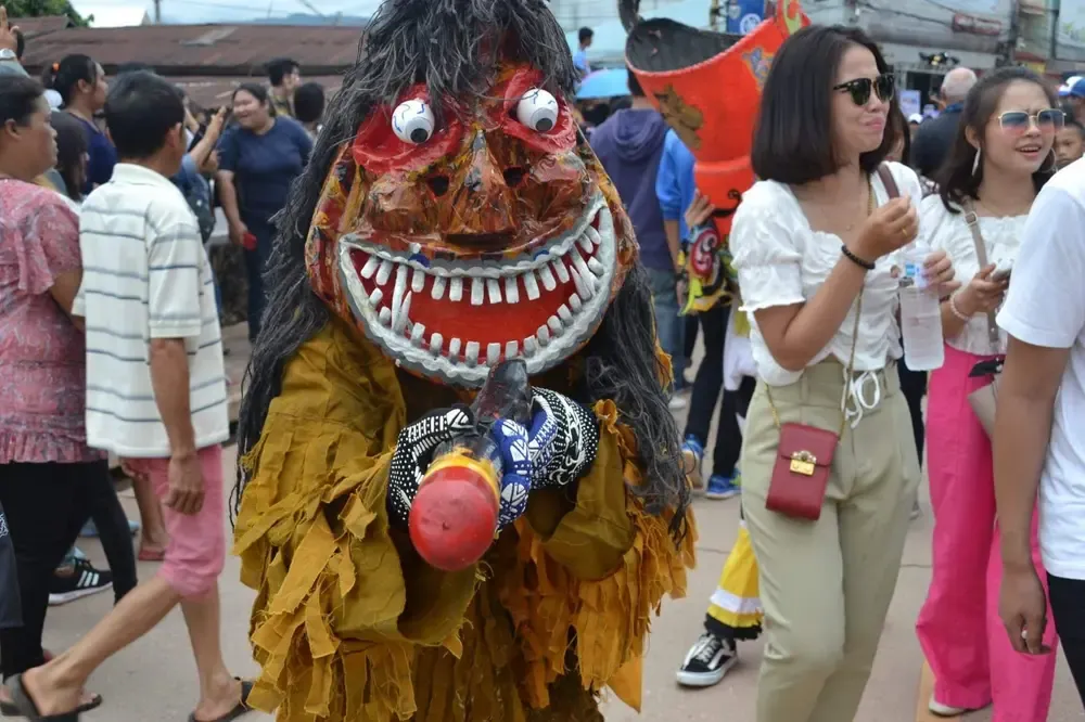 festival phi ta khon